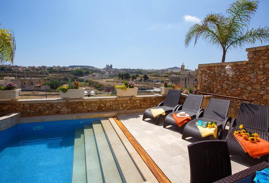 Carini Farmhouses Għarb Стая снимка