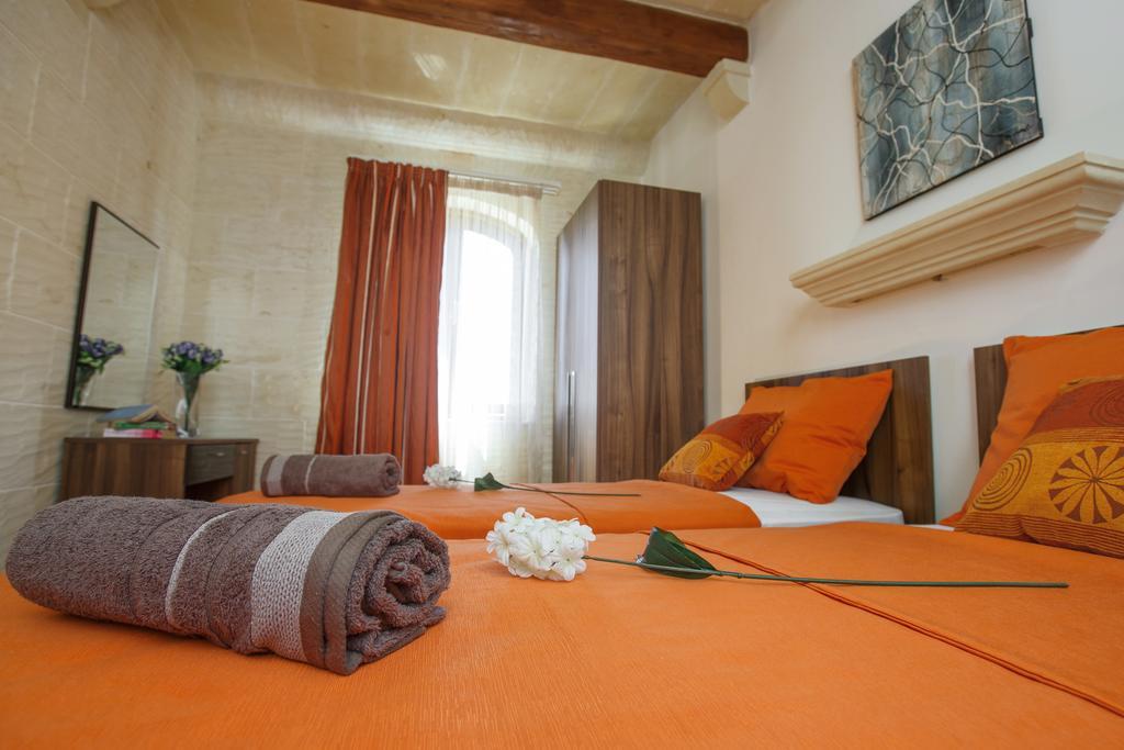 Carini Farmhouses Għarb Стая снимка
