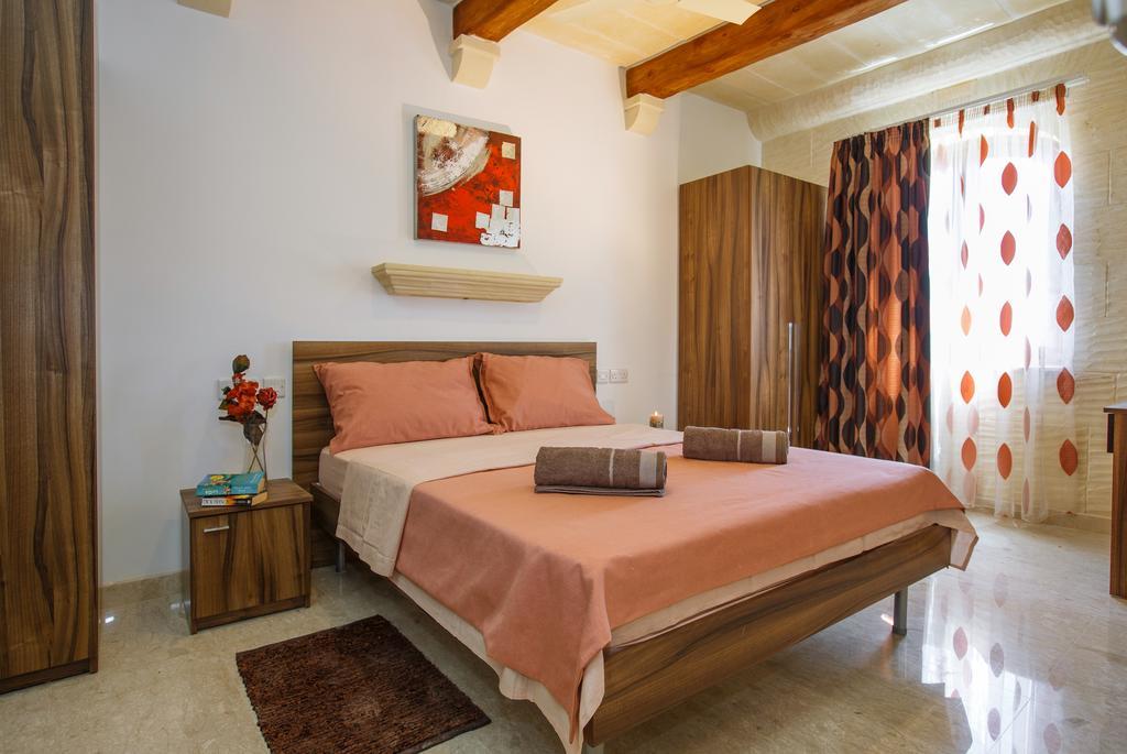 Carini Farmhouses Għarb Стая снимка