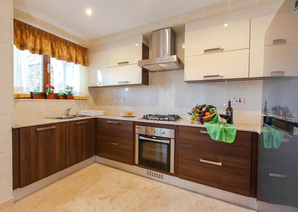 Carini Farmhouses Għarb Стая снимка